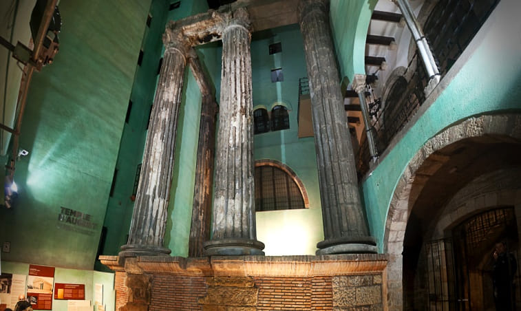 Templo De Augusto En Barcelona